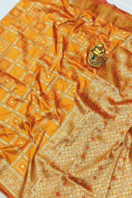 Load image into Gallery viewer, Fairytale Orange Banarasi Silk Saree With Classic Blouse Piece
