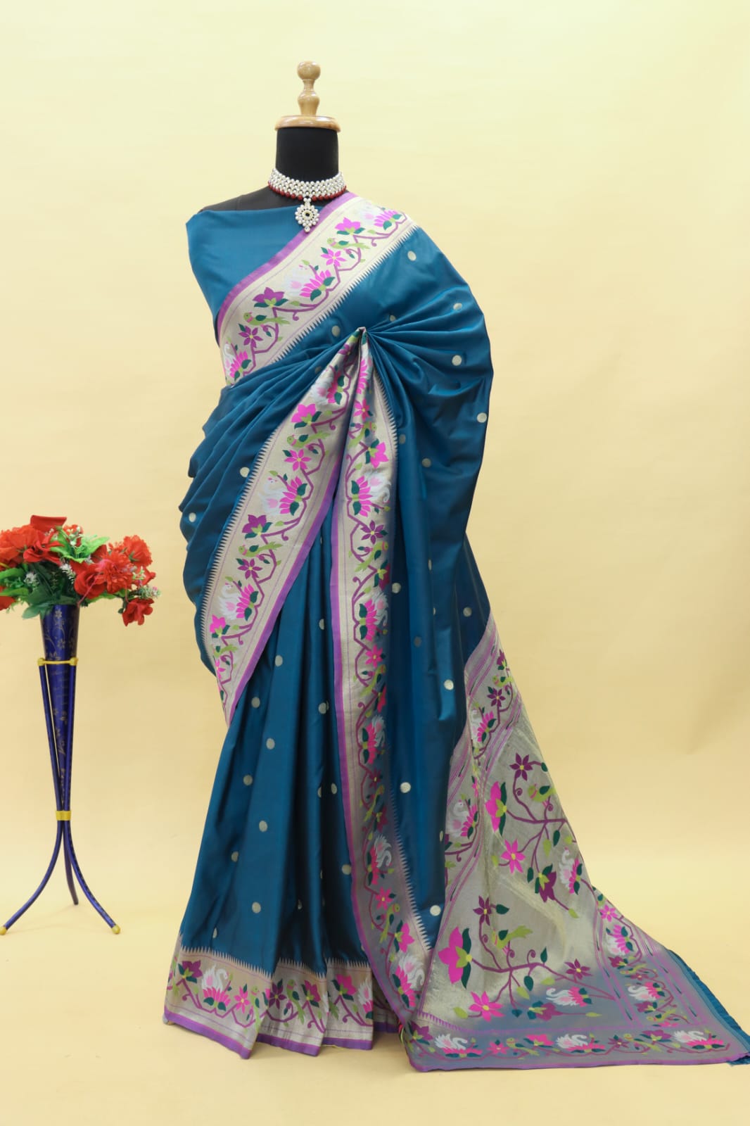 Desirable Teal Blue Paithani Silk Saree With Mesmeric Blouse Piece