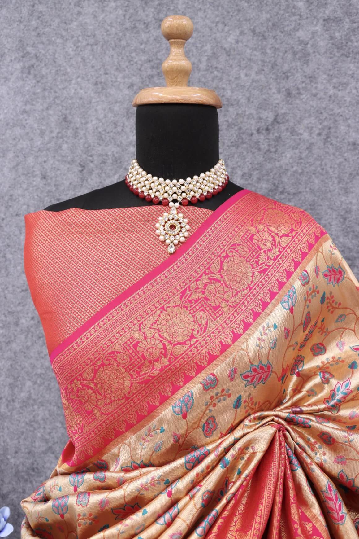 Efflorescence Beige Kanjivaram Silk Saree With Twirling Blouse Piece