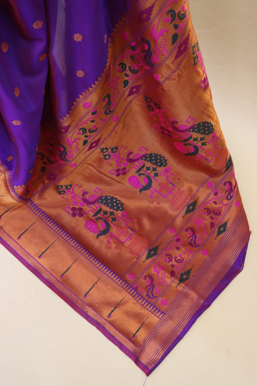 Load image into Gallery viewer, Flattering Purple Paithani Silk Saree With Outstanding Blouse Piece
