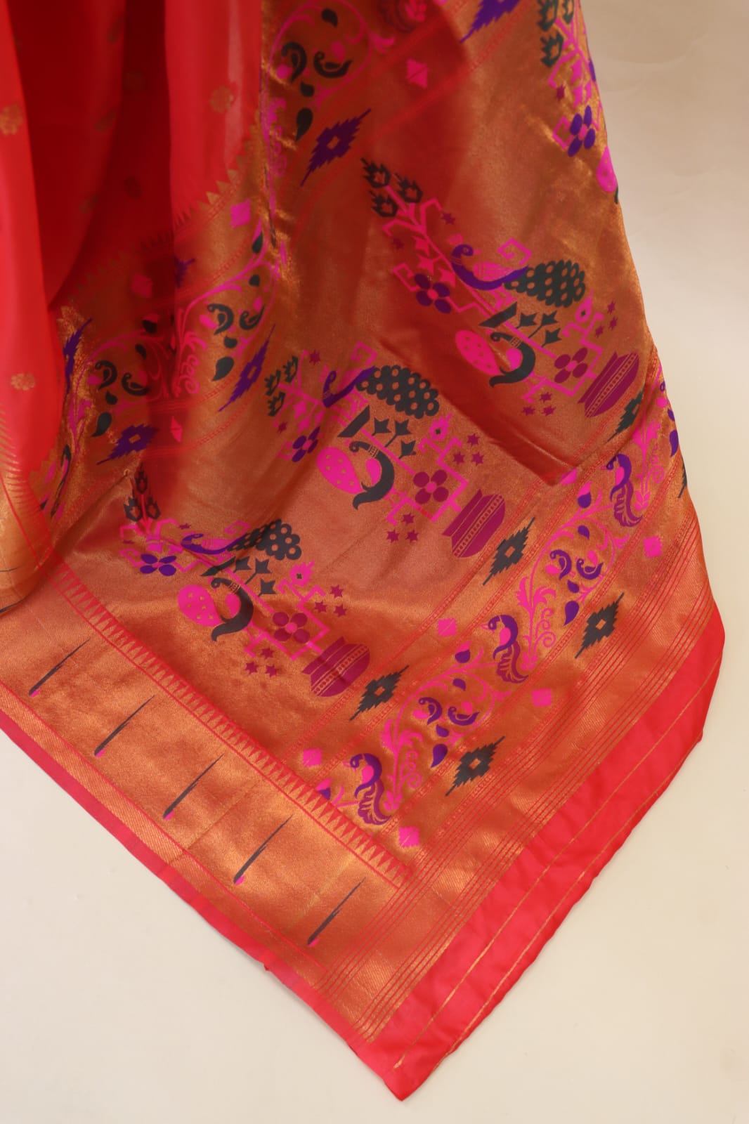 Assemblage Red Paithani Silk Saree With Forbearance Blouse Piece