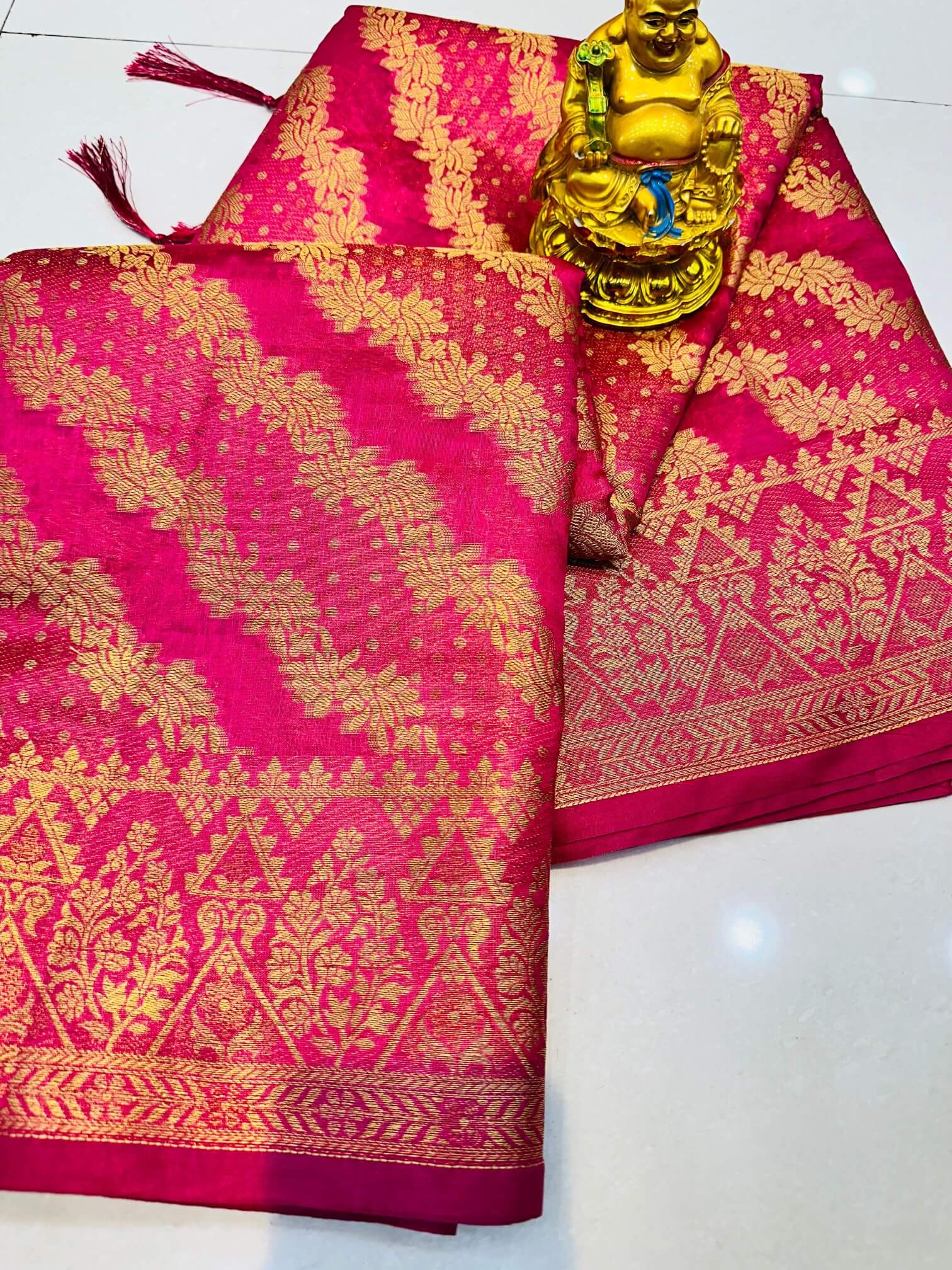 Captivating Dark Pink Organza Silk Saree With Smart Blouse Piece