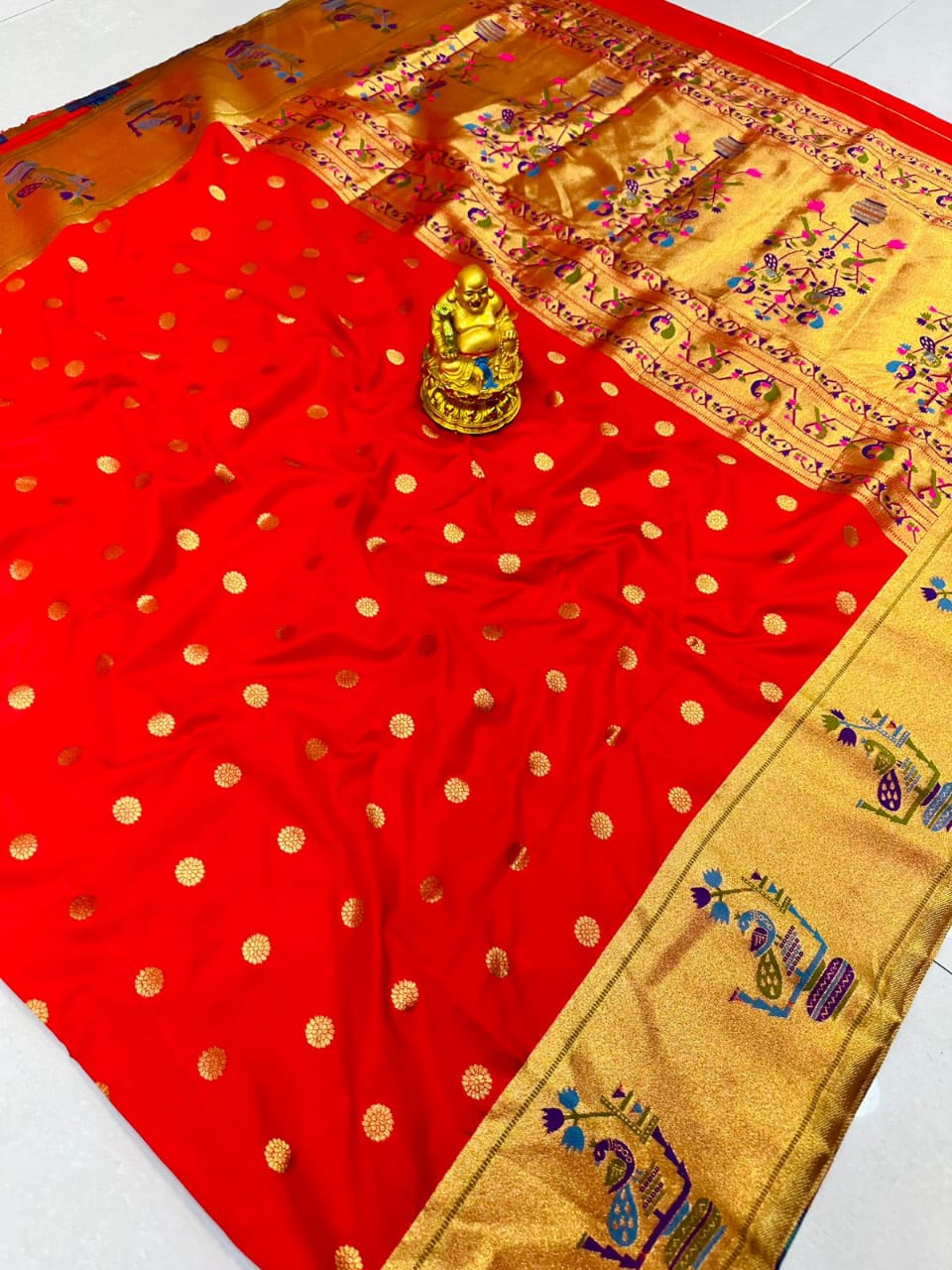 Susurrous Red Paithani Silk Saree With Elision Blouse Piece