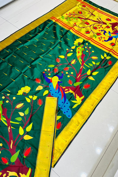 Blissful Dark Green Paithani Silk Saree With Flamboyant Blouse Piece