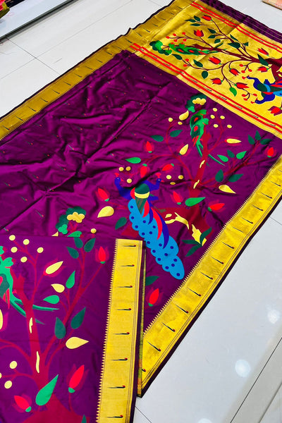 Traditional Purple Paithani Silk Saree With Admirable Blouse Piece