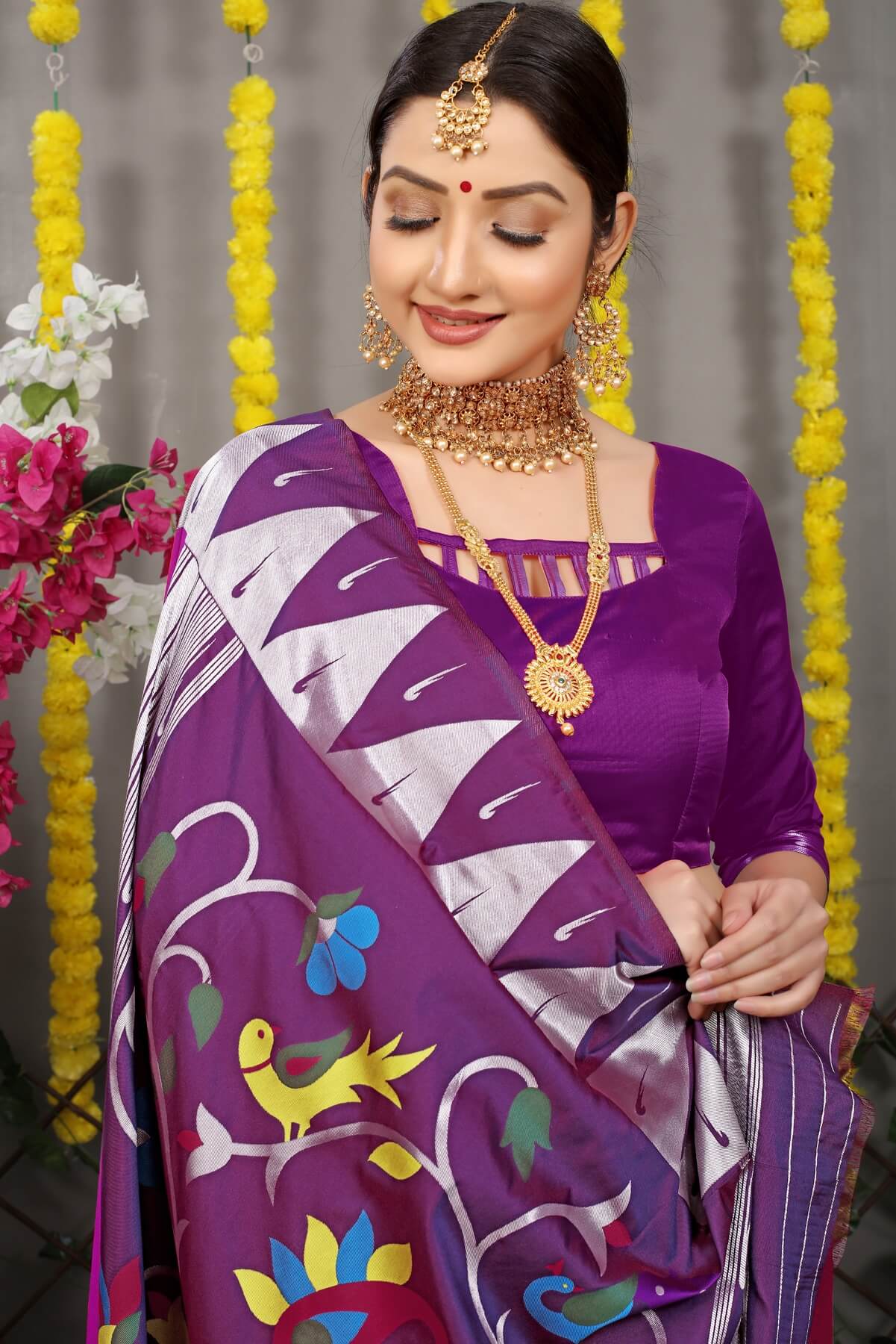 Sempiternal Dark Pink Paithani Silk Saree With Appealing Blouse Piece