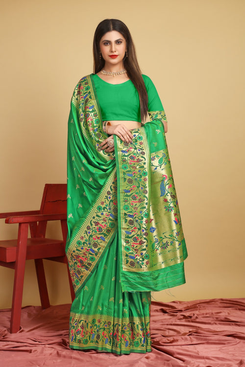 Load image into Gallery viewer, Alluring Green Paithani Silk Saree With Mesmerising Blouse Piece
