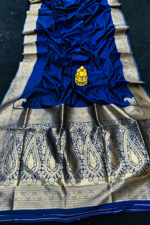 Load image into Gallery viewer, Confounding Navy Blue Soft Banarasi Silk Saree With Smashing  Blouse Piece
