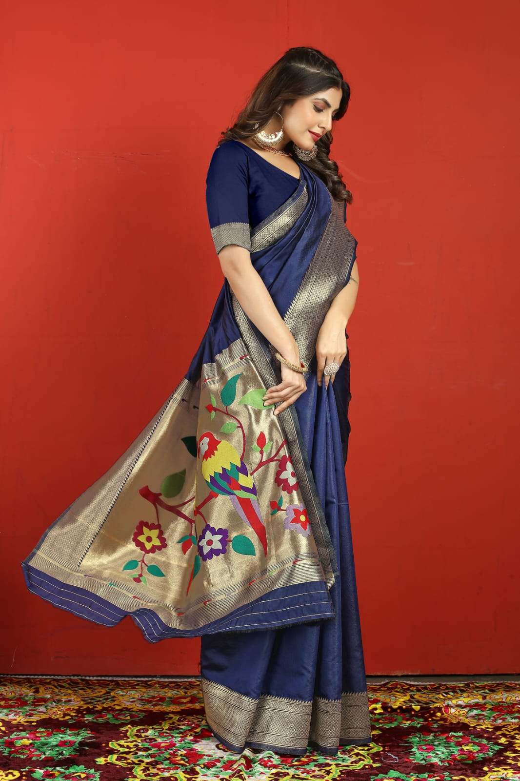 Invaluable Navy Blue Paithani Silk Saree With Surpassing Blouse Piece