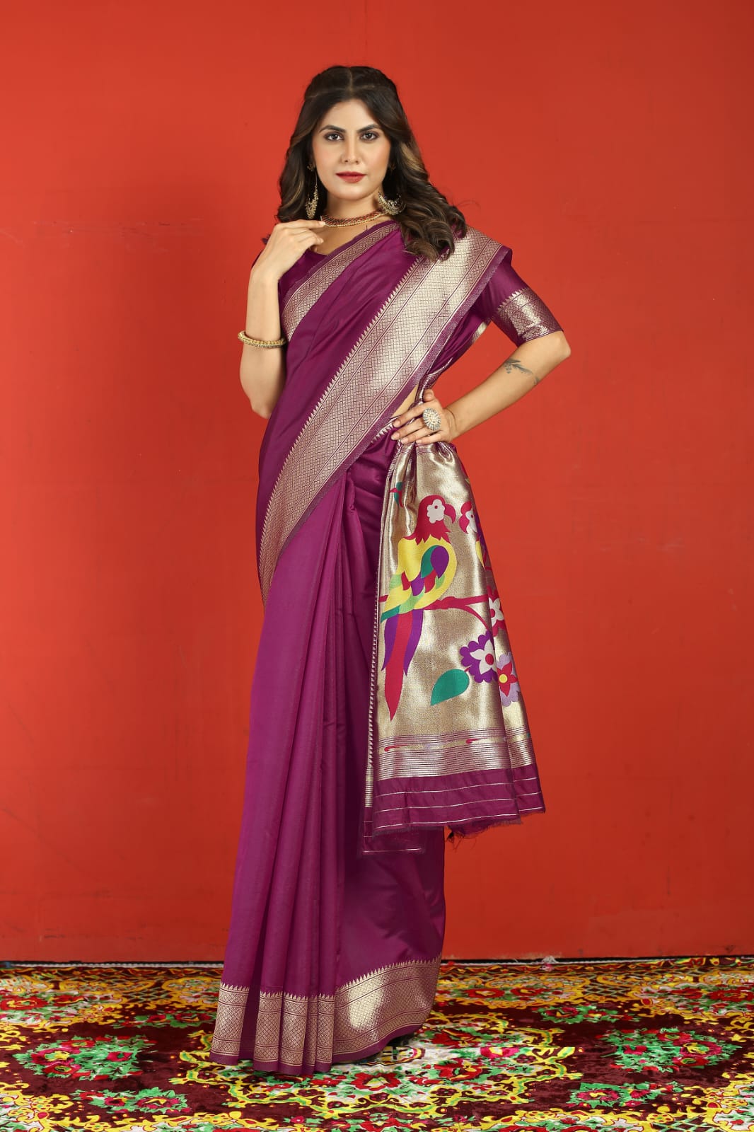 Ravishing Purple Paithani Silk Saree With Flameboyant Blouse Piece