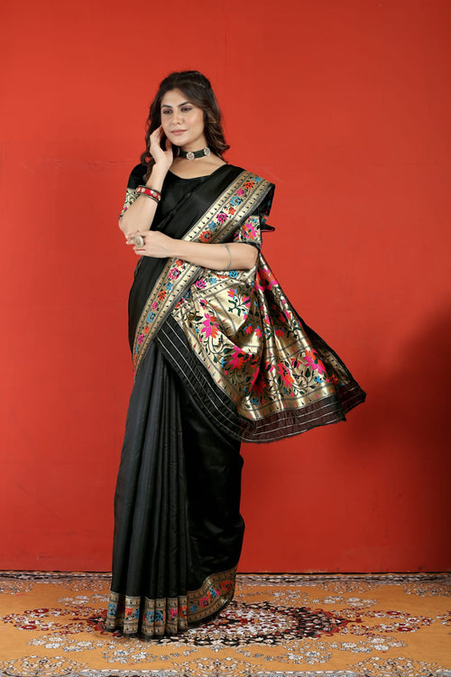 Load image into Gallery viewer, Jazzy Black Paithani Silk Saree With Desiring Blouse Piece
