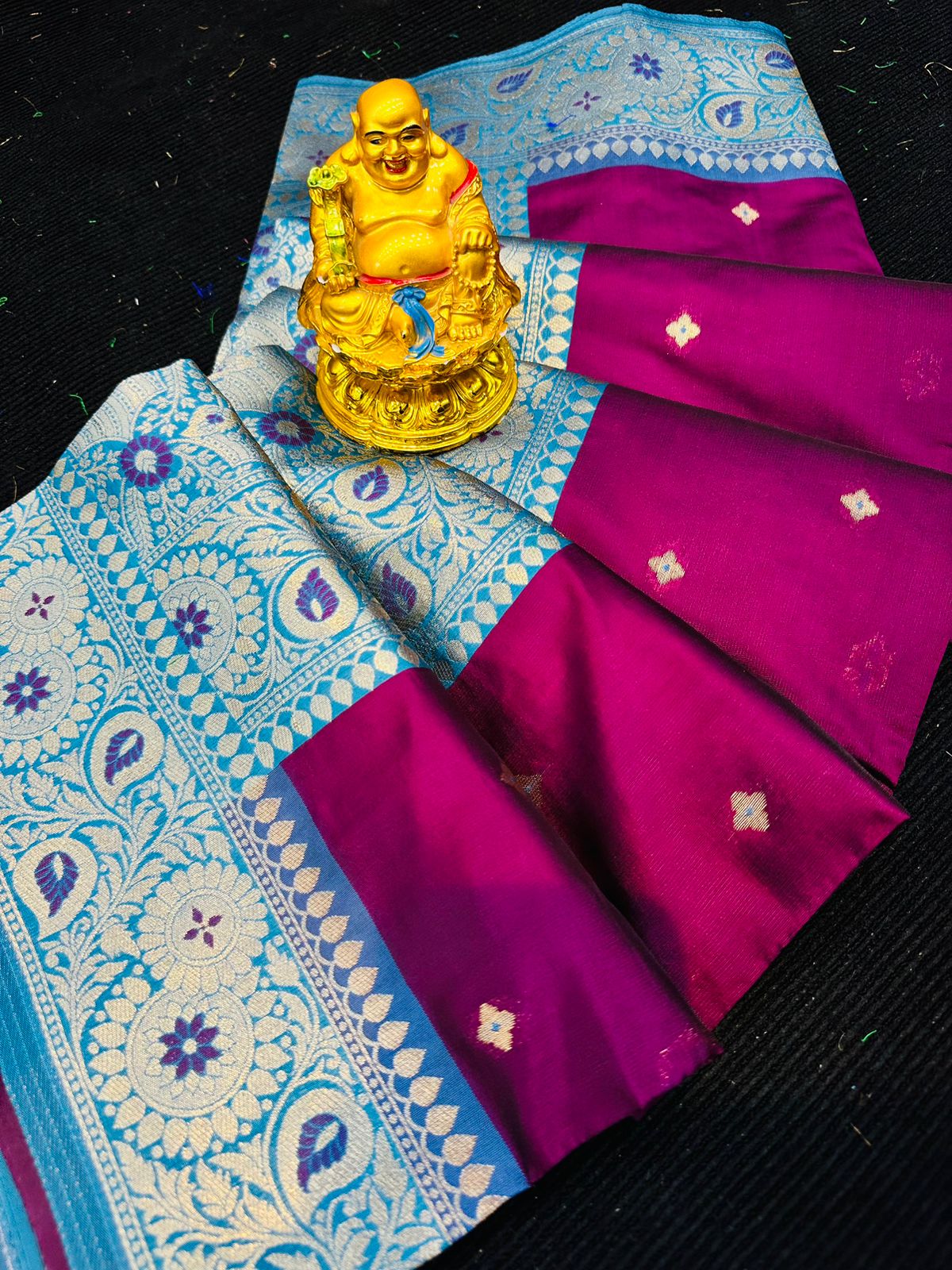 Desiring Purple Banarasi Silk Saree With Surpassing Blouse Piece