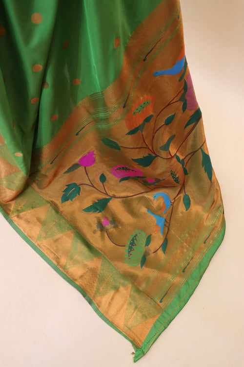 Load image into Gallery viewer, Pleasurable Green Paithani Silk Saree With Snappy Blouse Piece

