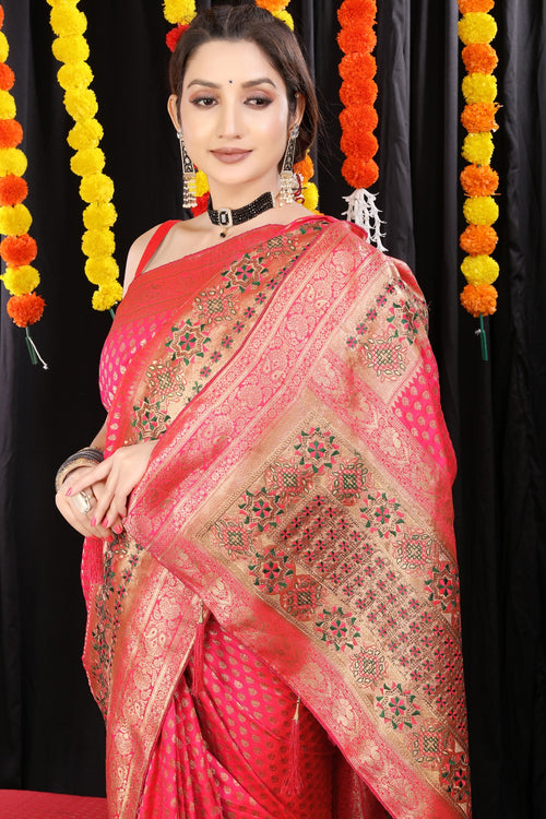 Load image into Gallery viewer, Mesmerising Pink Banarasi Silk Saree With Wonderful Blouse Piece
