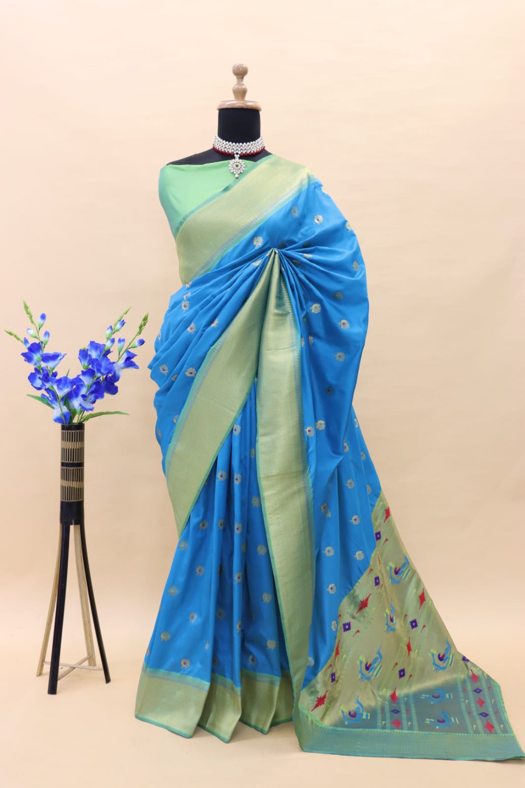 Elision Firozi Paithani Silk Saree With Petrichor Blouse Piece