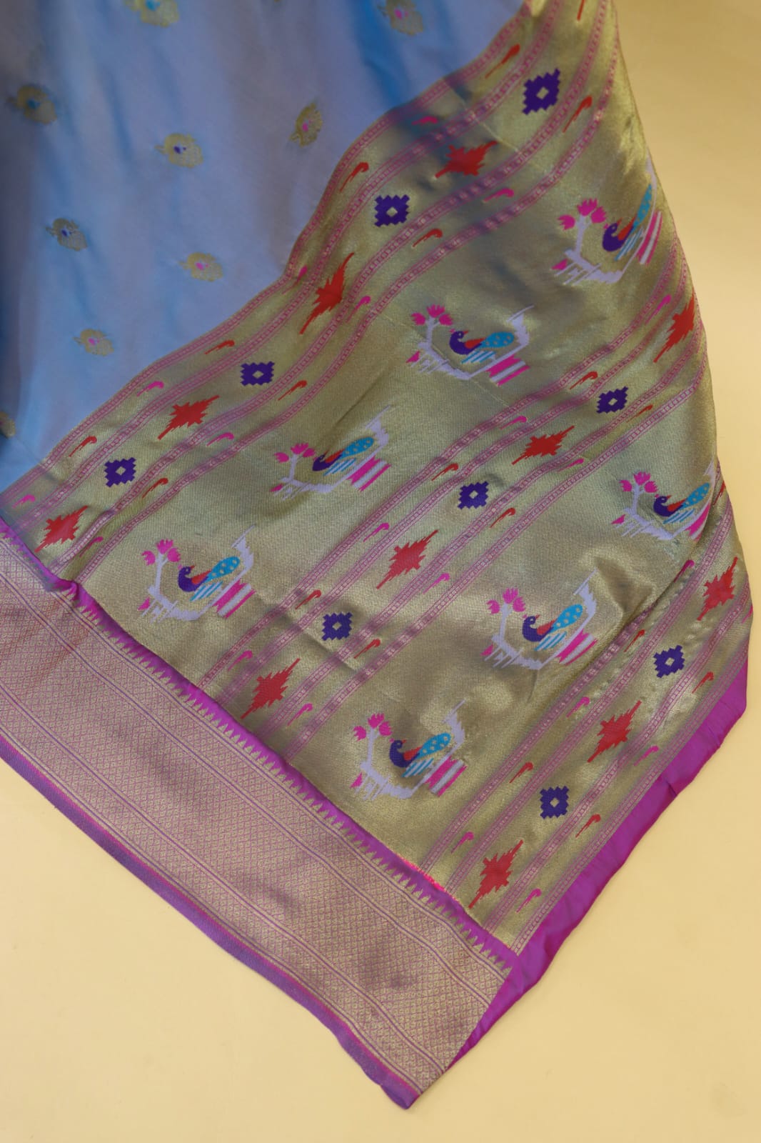 Splendorous Grey Paithani Silk Saree With Symmetrical Blouse Piece