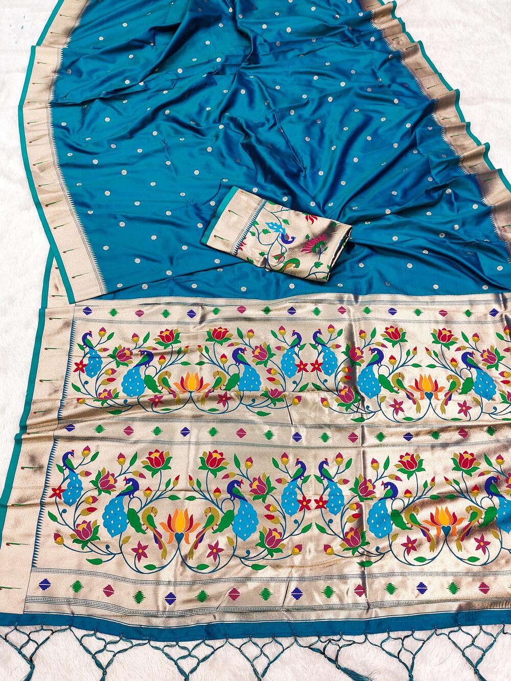 Woebegone Blue Paithani Silk Saree With Ineffable Blouse Piece