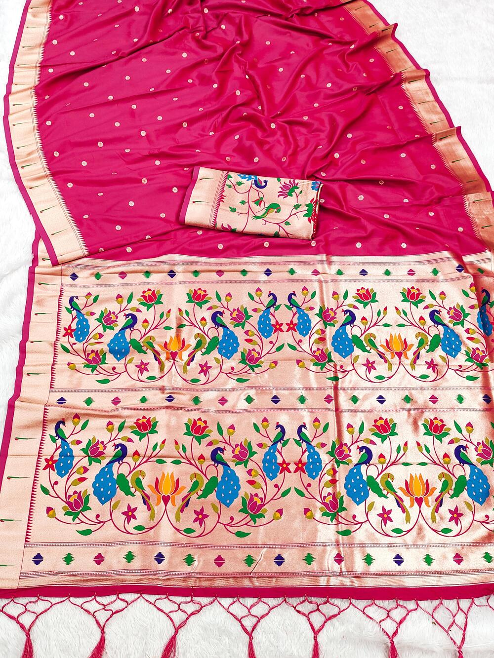 Incomparable Dark Pink Paithani Silk Saree With Supernal Blouse Piece