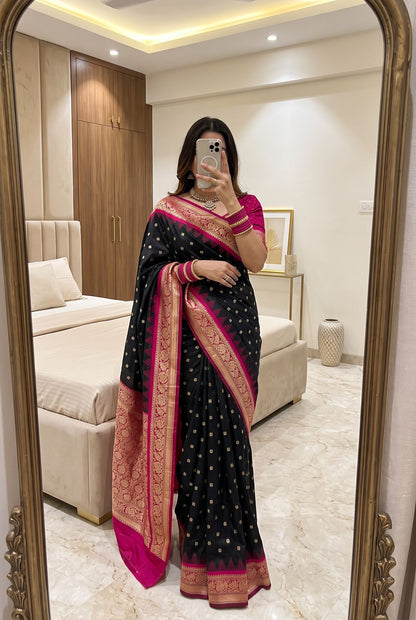 Stylish Black Pure Banarasi Silk Saree With Desirable Blouse Piece