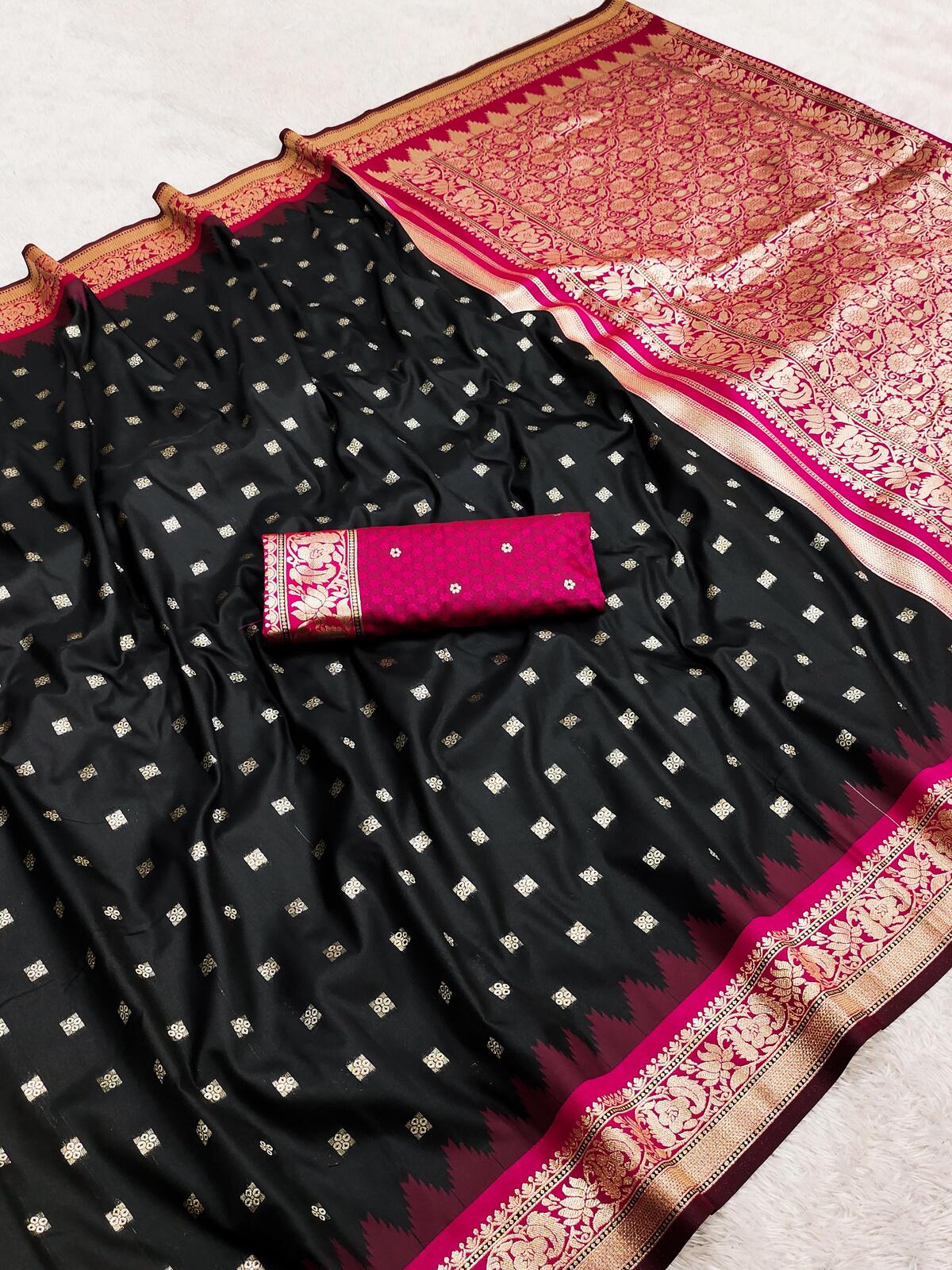 Stylish Black Pure Banarasi Silk Saree With Desirable Blouse Piece