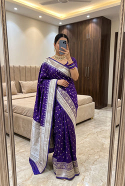Fugacious Purple Pure Banarasi Silk Saree With Stunner Blouse Piece