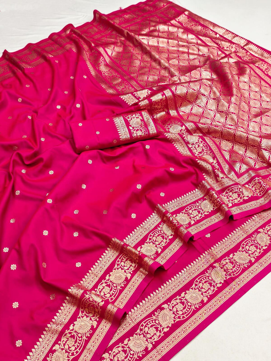 Susurrous Dark Pink Pure Zari Weaving Banarasi Silk Saree With Glamorous Blouse Piece