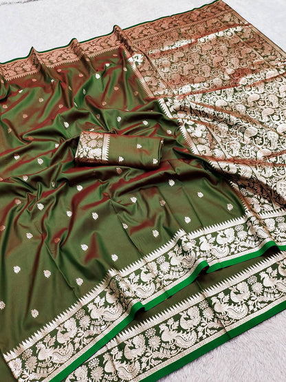 Magnificat Green Pure Banarasi Silk Saree With Ineffable Blouse Piece