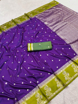 Groovy Purple Pure Banarasi Silk Saree With Quintessential Blouse Piece