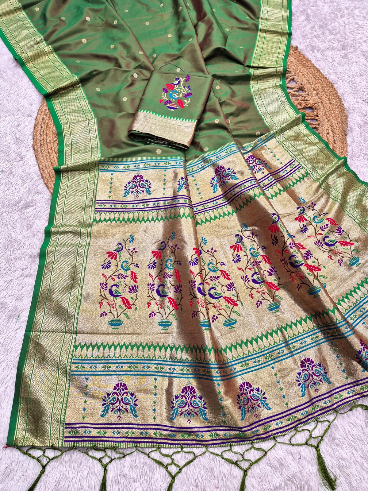 Supernal Green Paithani Silk Saree With Ineffable Blouse Piece