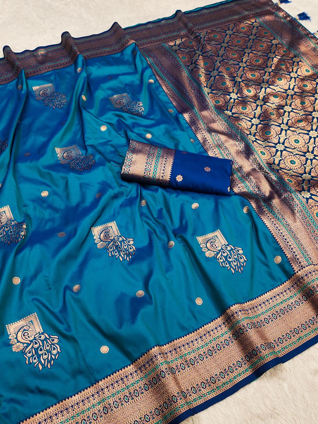 Dalliance Firozi Paithani Silk Saree With Mellifluous Blouse Piece