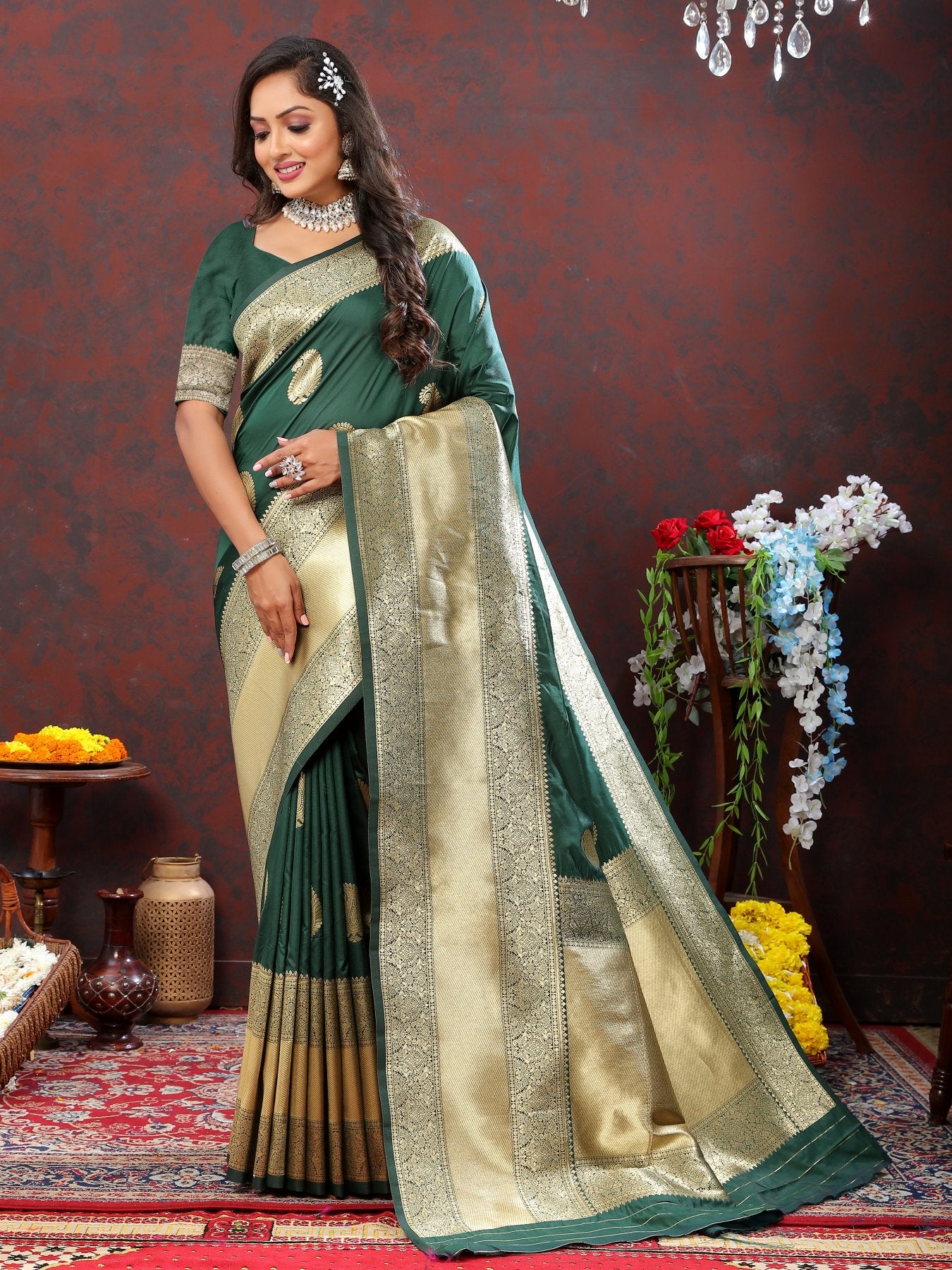 Engaging Dark Green Soft Banarasi Silk Saree With Opulent Blouse Piece