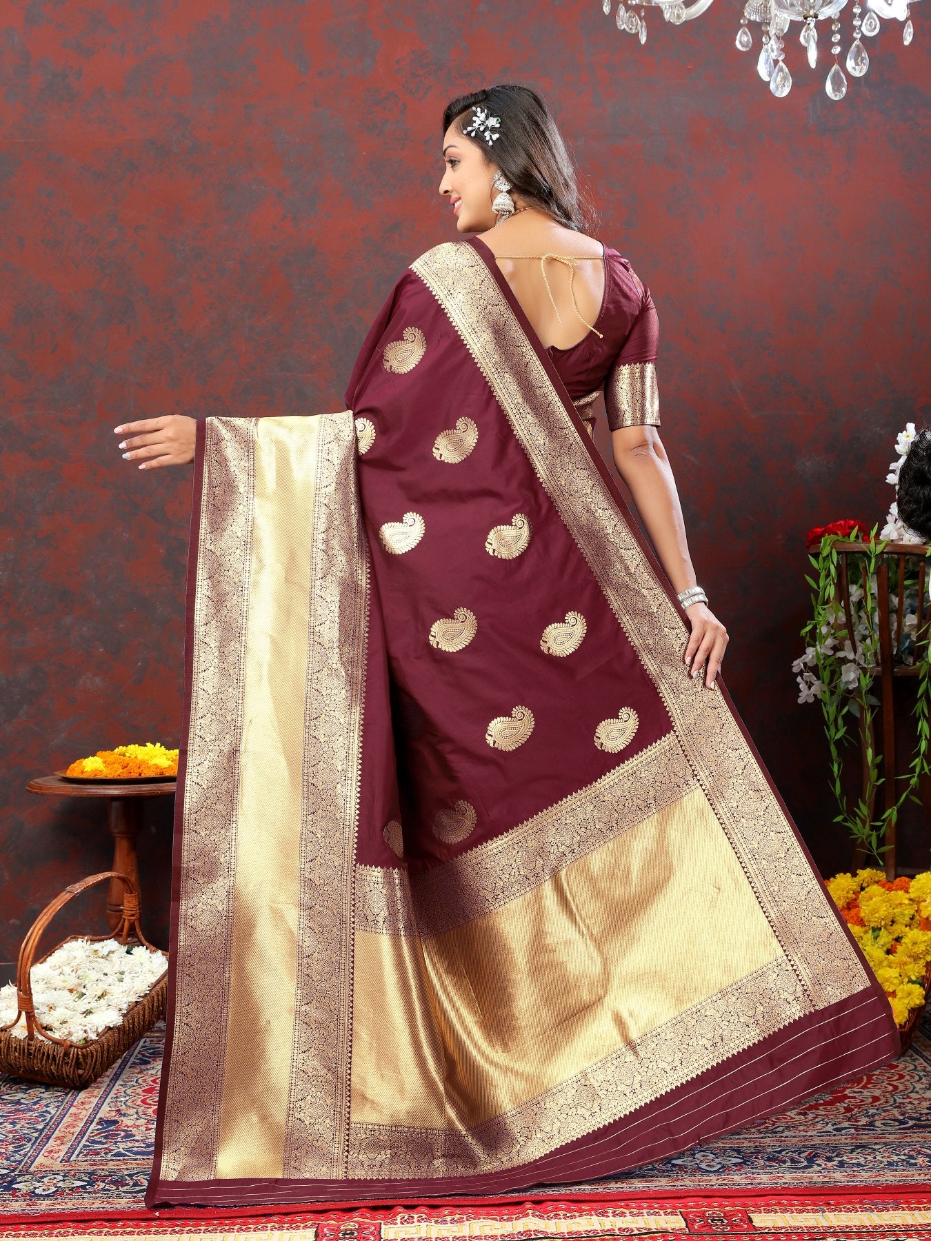 Felicitous Maroon Soft Banarasi Silk Saree With Lustrous Blouse Piece