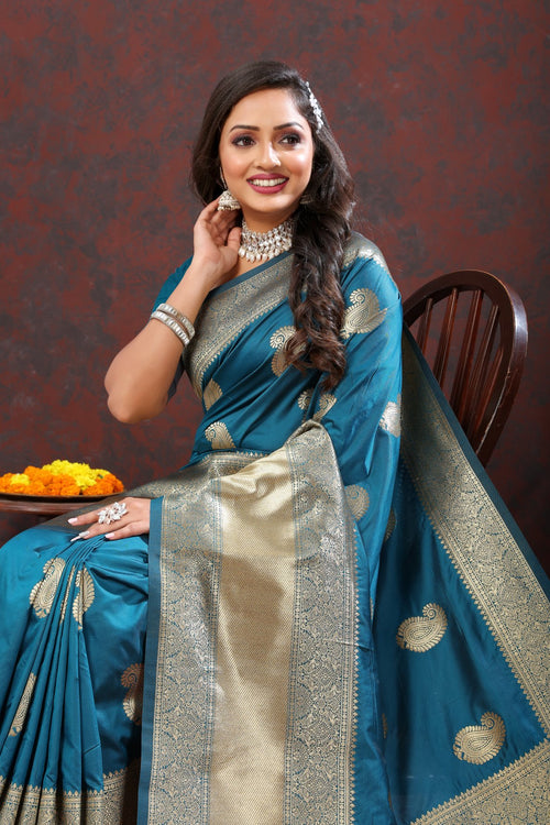 Load image into Gallery viewer, Felicitous Rama Soft Banarasi Silk Saree With Ephemeral Blouse Piece
