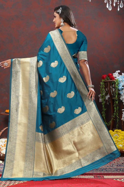 Load image into Gallery viewer, Felicitous Rama Soft Banarasi Silk Saree With Ephemeral Blouse Piece
