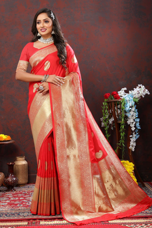 Load image into Gallery viewer, Artistic Red Soft Banarasi Silk Saree With Dulcet Blouse Piece
