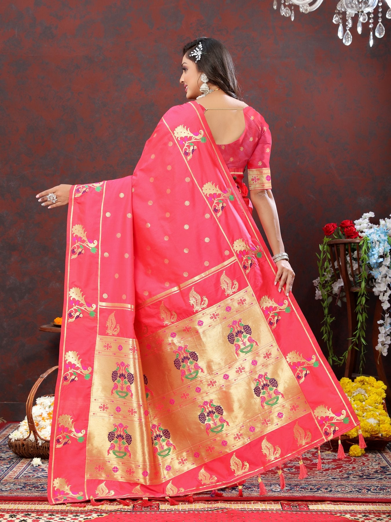 Magnificat Pink Paithani Silk Saree With Aplomb Blouse Piece