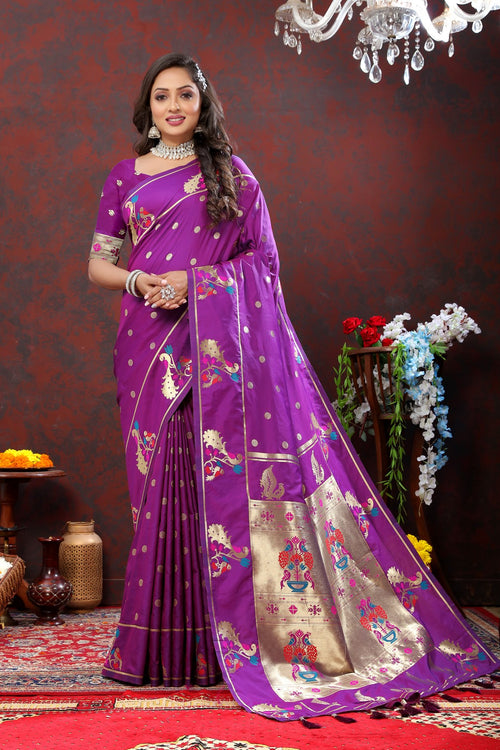 Load image into Gallery viewer, Prodigal Purple Paithani Silk Saree With Piquant Blouse Piece
