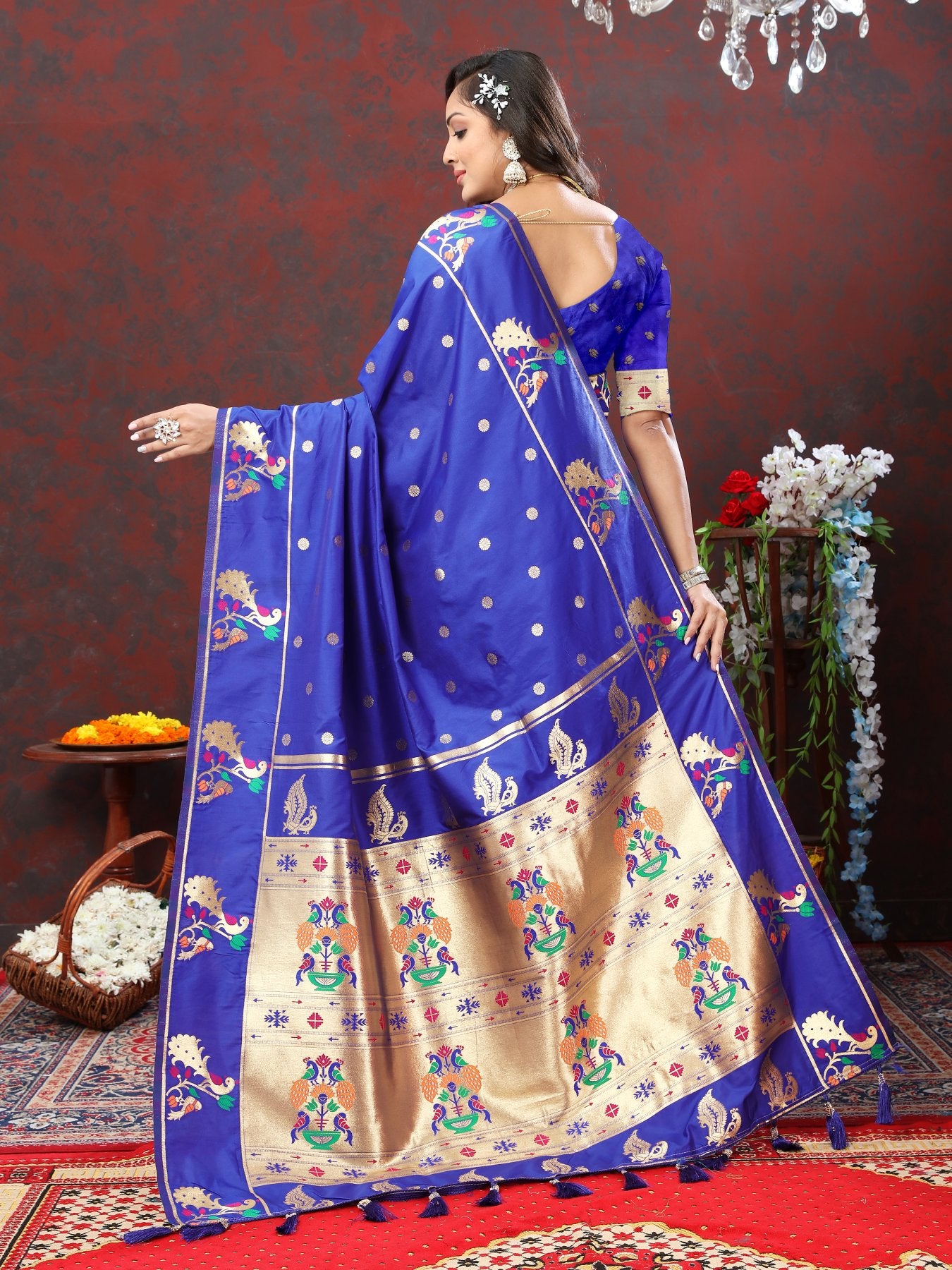 Profuse Royal Blue Paithani Silk Saree With Winsome Blouse Piece