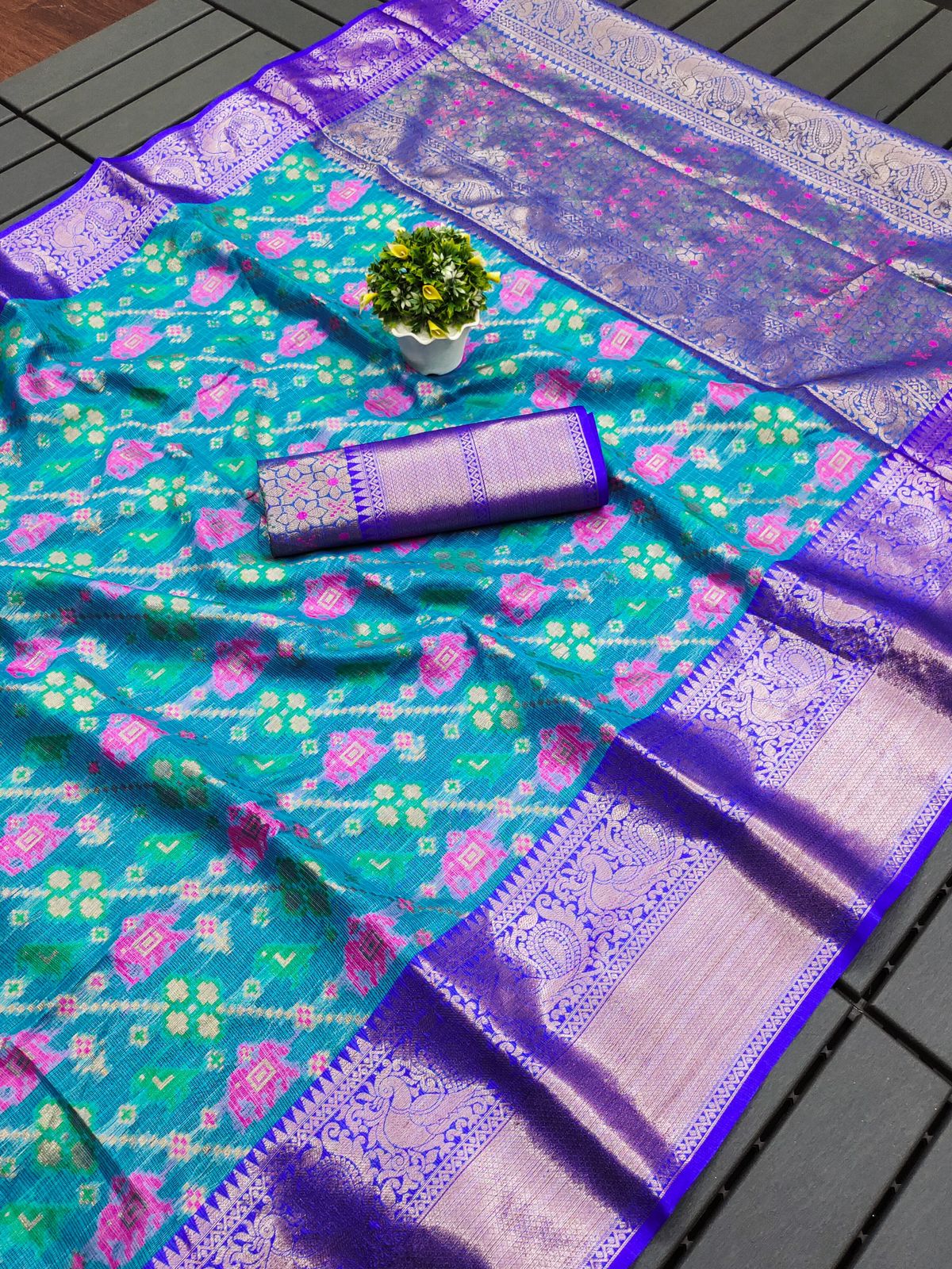 Lovely Firozi Cotton Silk Saree With Precious Blouse Piece