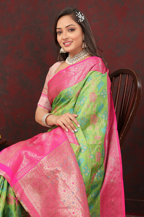 Load image into Gallery viewer, Enticing Pista Cotton Silk Saree With Effervescent Blouse Piece
