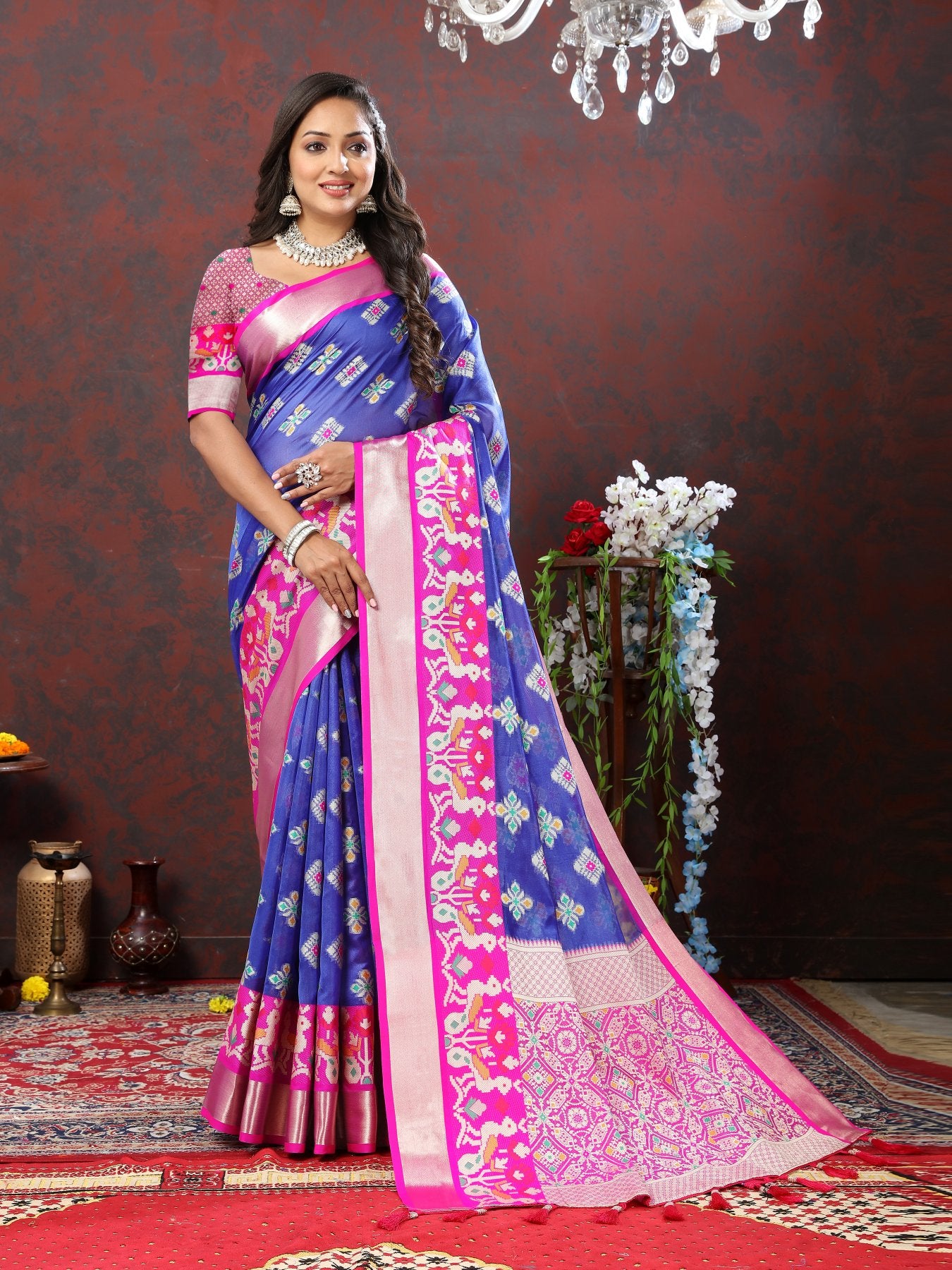 Engaging Blue Organza Silk Saree With Imaginative Blouse Piece