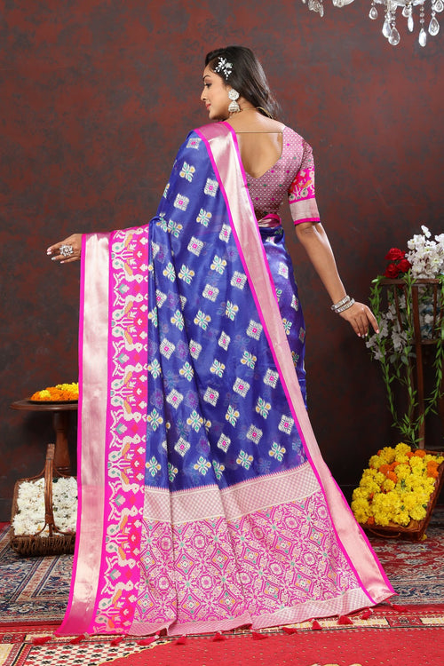 Load image into Gallery viewer, Engaging Blue Organza Silk Saree With Imaginative Blouse Piece
