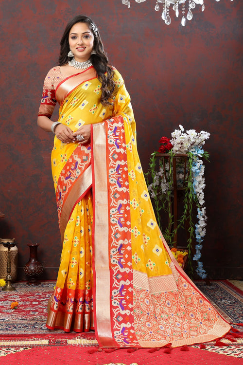 Load image into Gallery viewer, Incredible Yellow Organza Silk Saree With Exuberant Blouse Piece
