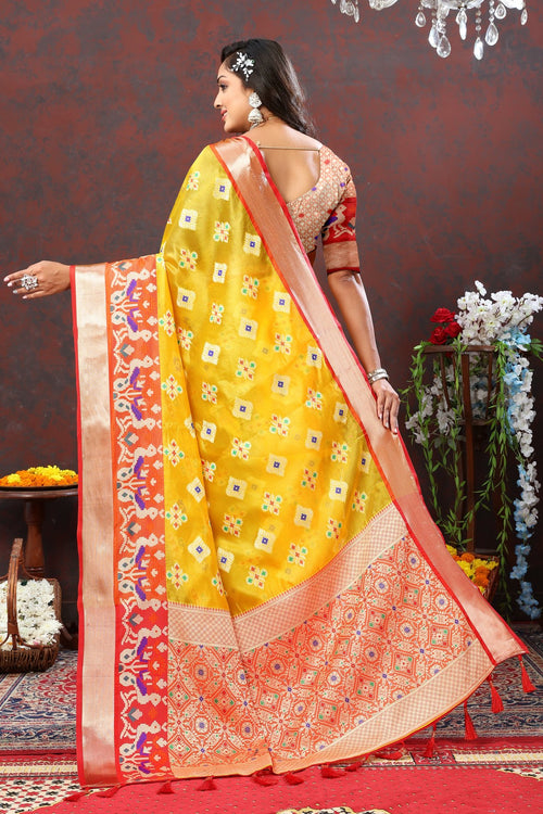 Load image into Gallery viewer, Incredible Yellow Organza Silk Saree With Exuberant Blouse Piece
