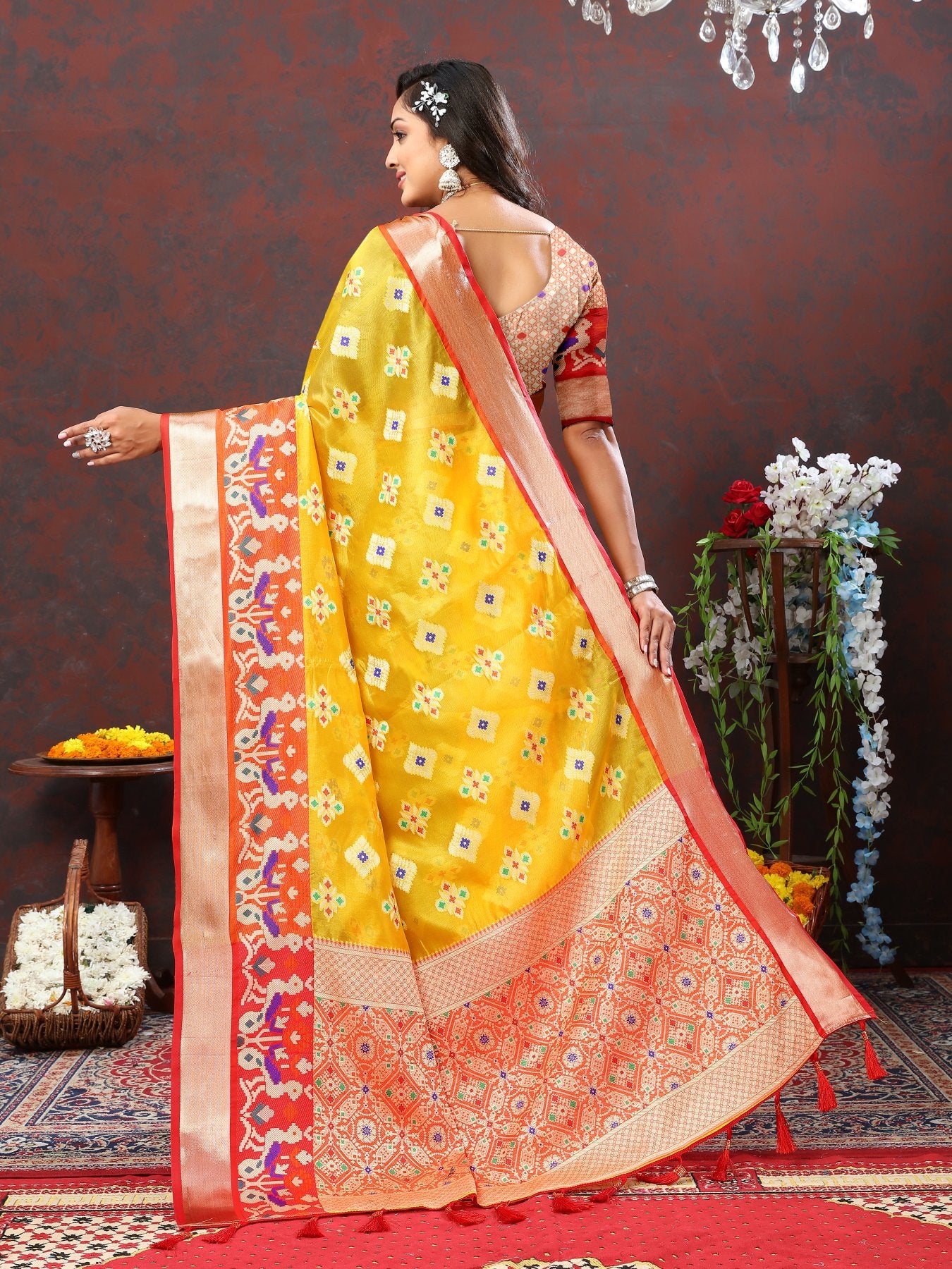 Incredible Yellow Organza Silk Saree With Exuberant Blouse Piece