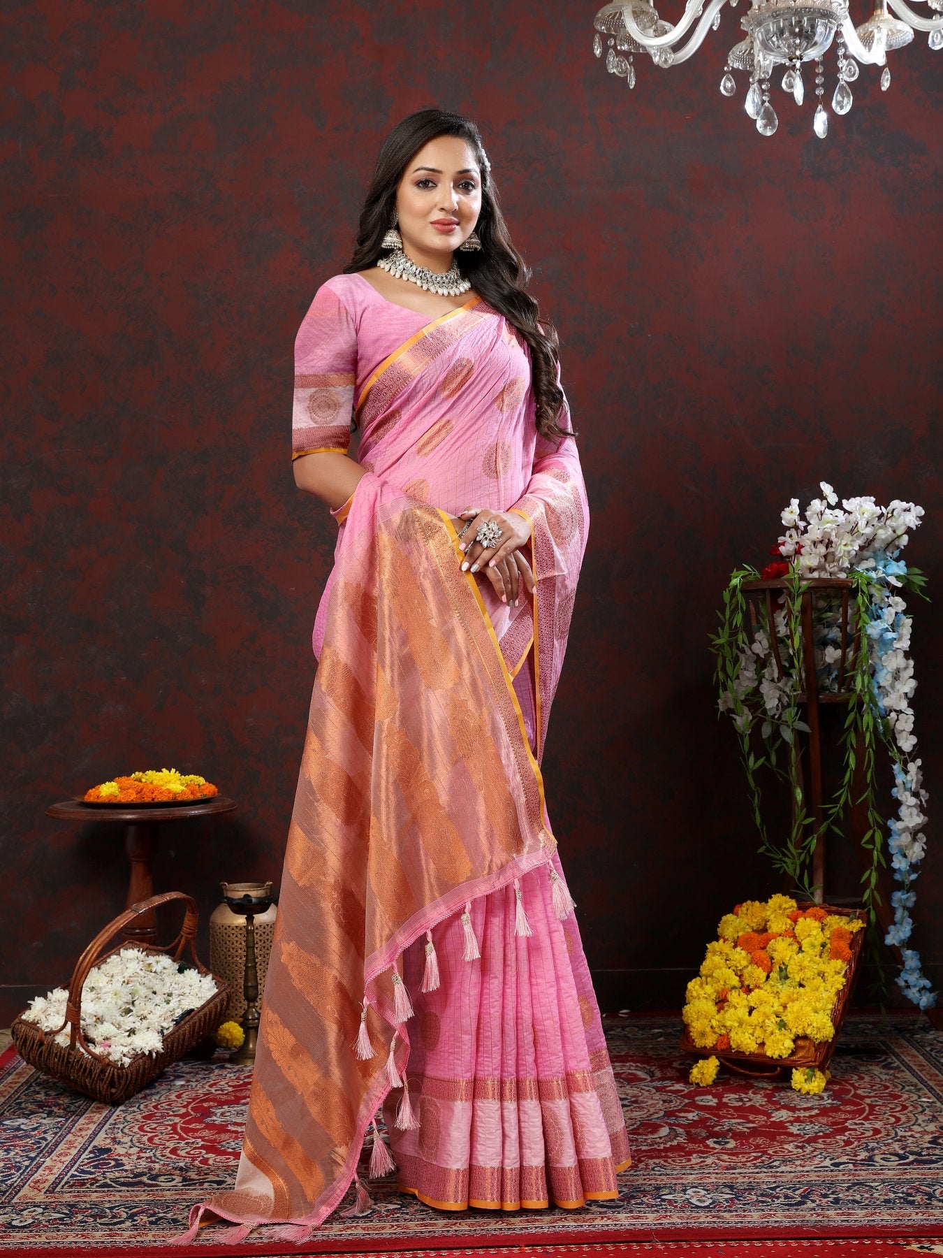 Symmetrical Pink Cotton Silk Saree With Jubilant Blouse Piece