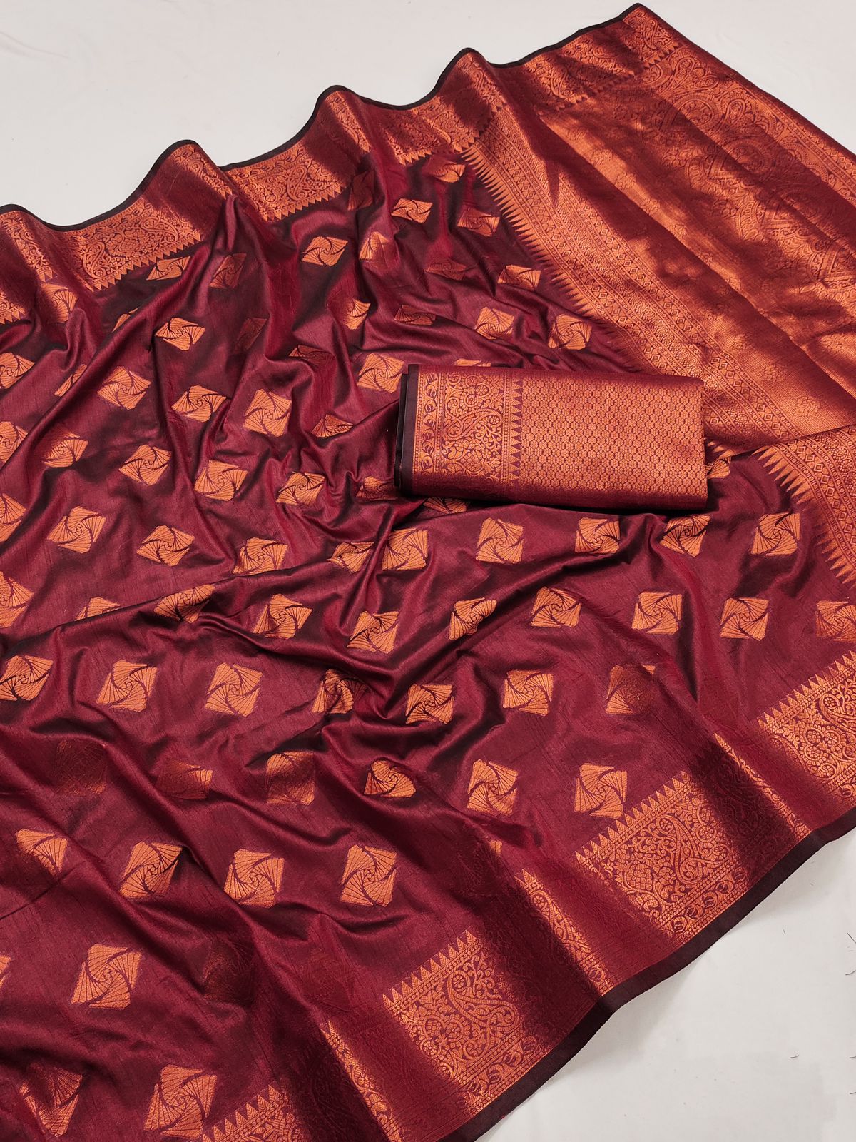 Exuberant Wine Soft Banarasi Silk Saree With Aplomb Blouse Piece