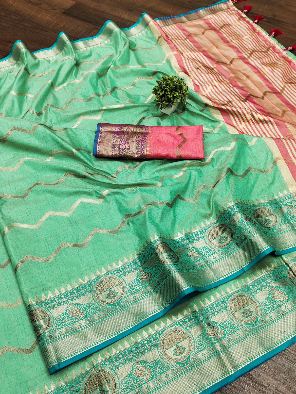 Sumptuous Sea Green Soft Banarasi Silk Saree With Beguiling Blouse Piece