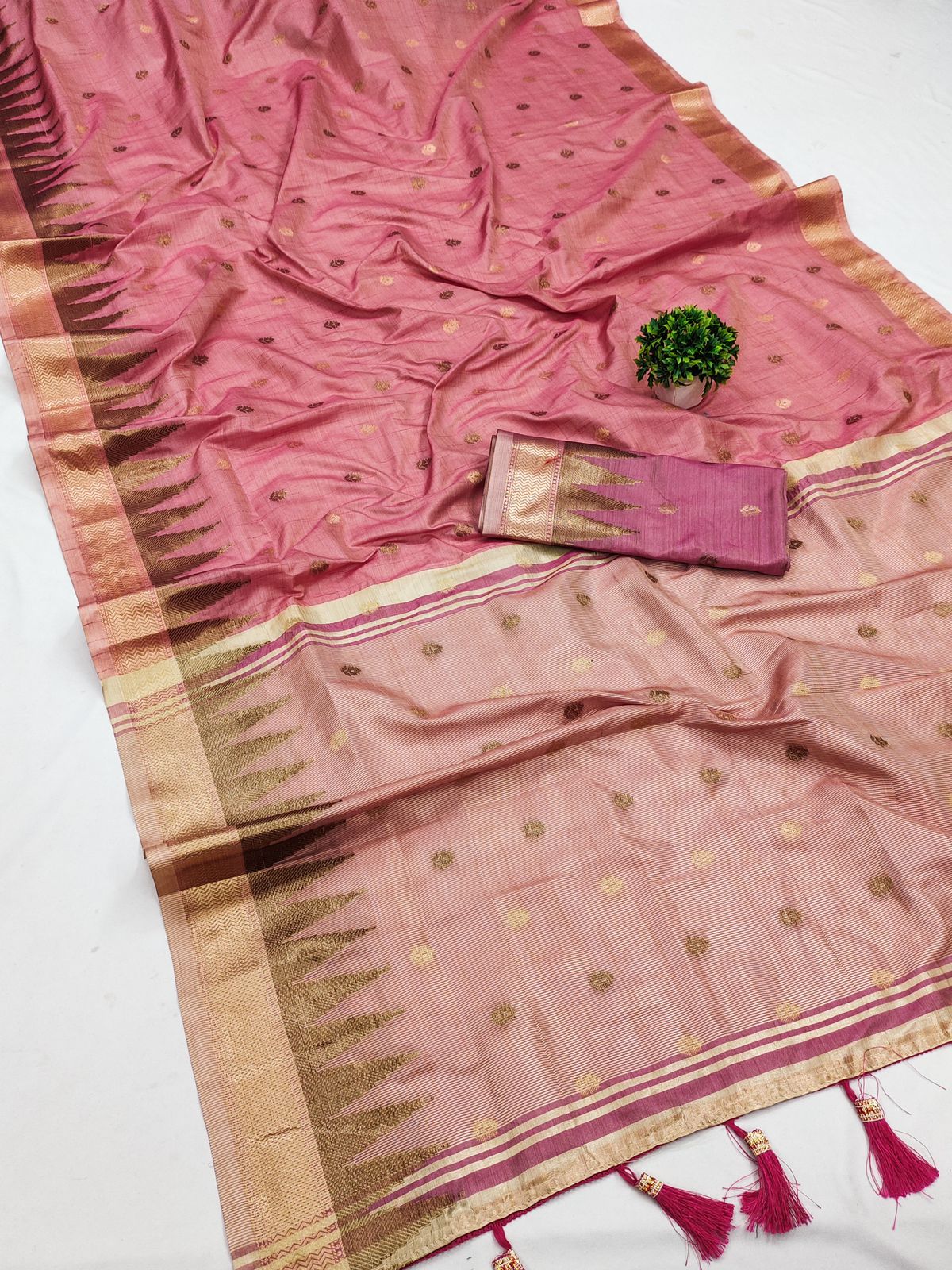 Surpassing Pink Soft Banarasi Silk Saree With Blissful Blouse Piece