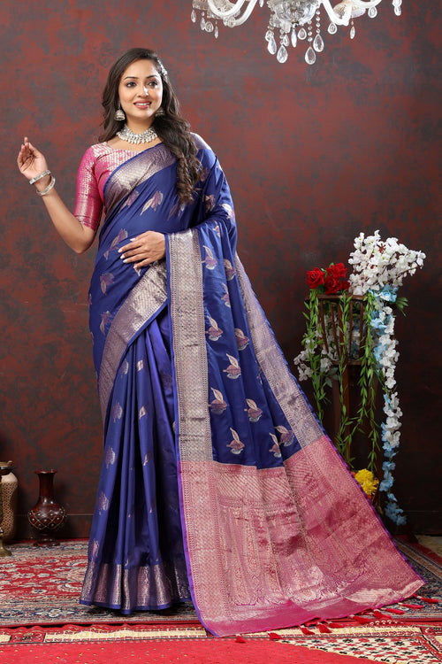 Load image into Gallery viewer, Engaging Navy Blue Soft Banarasi Silk Saree With Exuberant Blouse Piece
